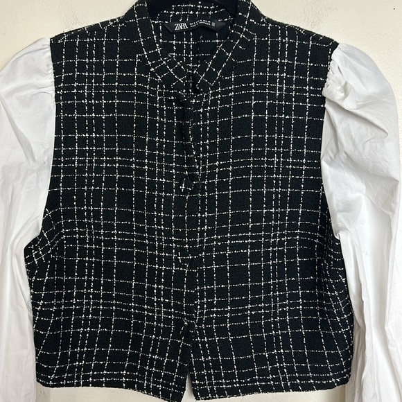ZARA Black & White Plaid Cropped Vest with White Puff Sleeves - Picture 8 of 11